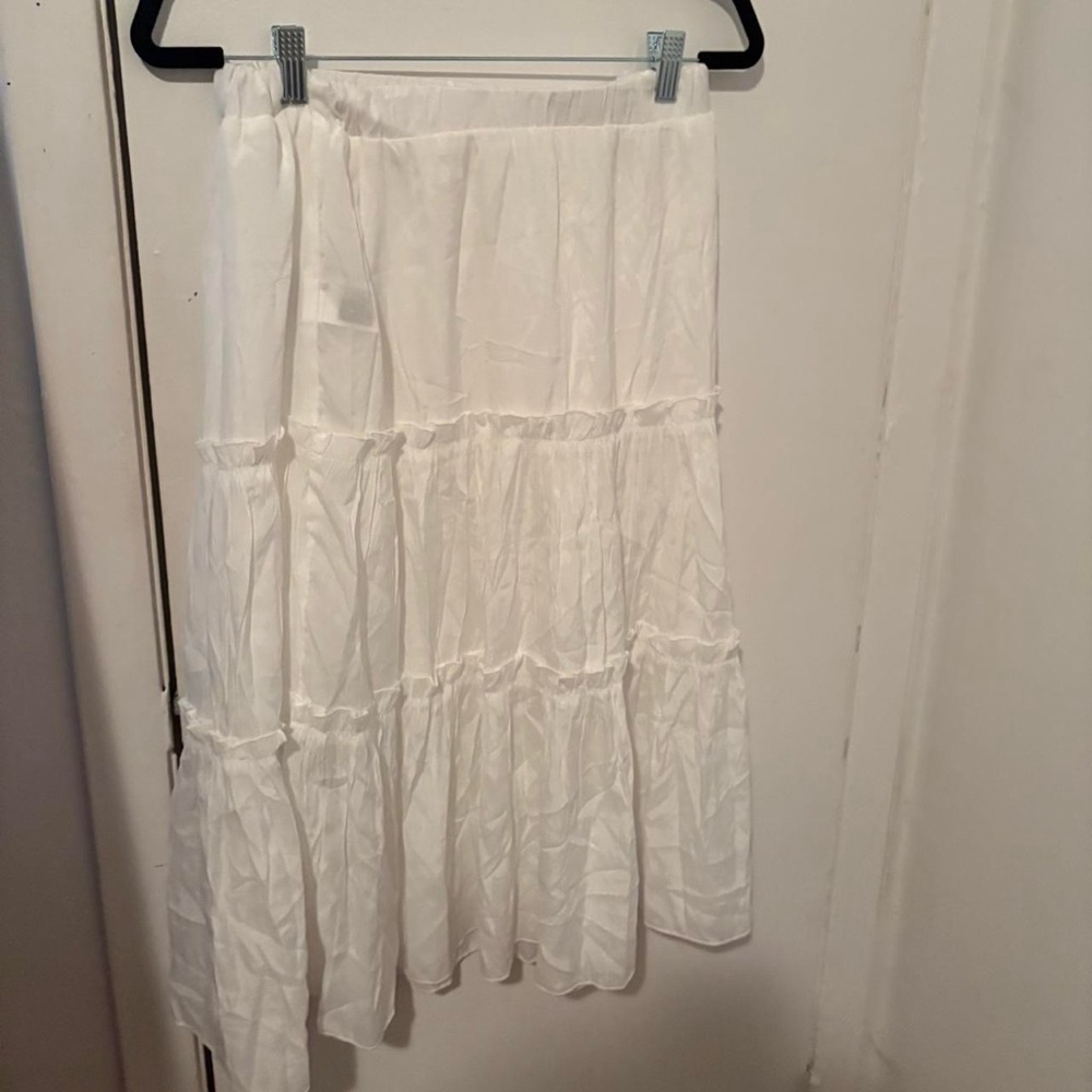 Elegant White Tiered Skirt